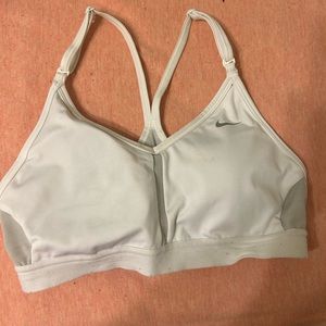 women’s nike padded sports bra